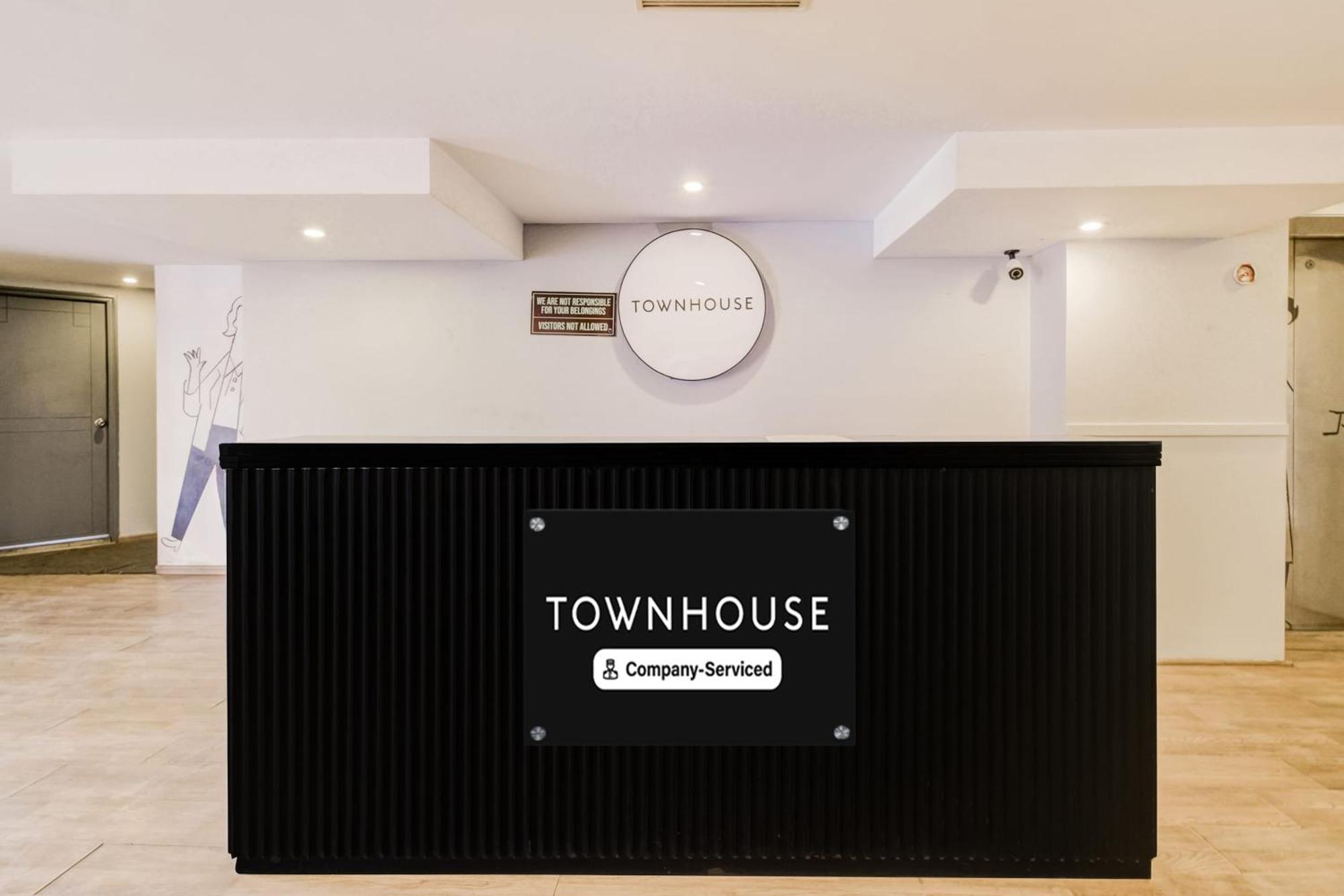 Super Townhouse Lakdikapul Hotel Hyderabad Exterior foto